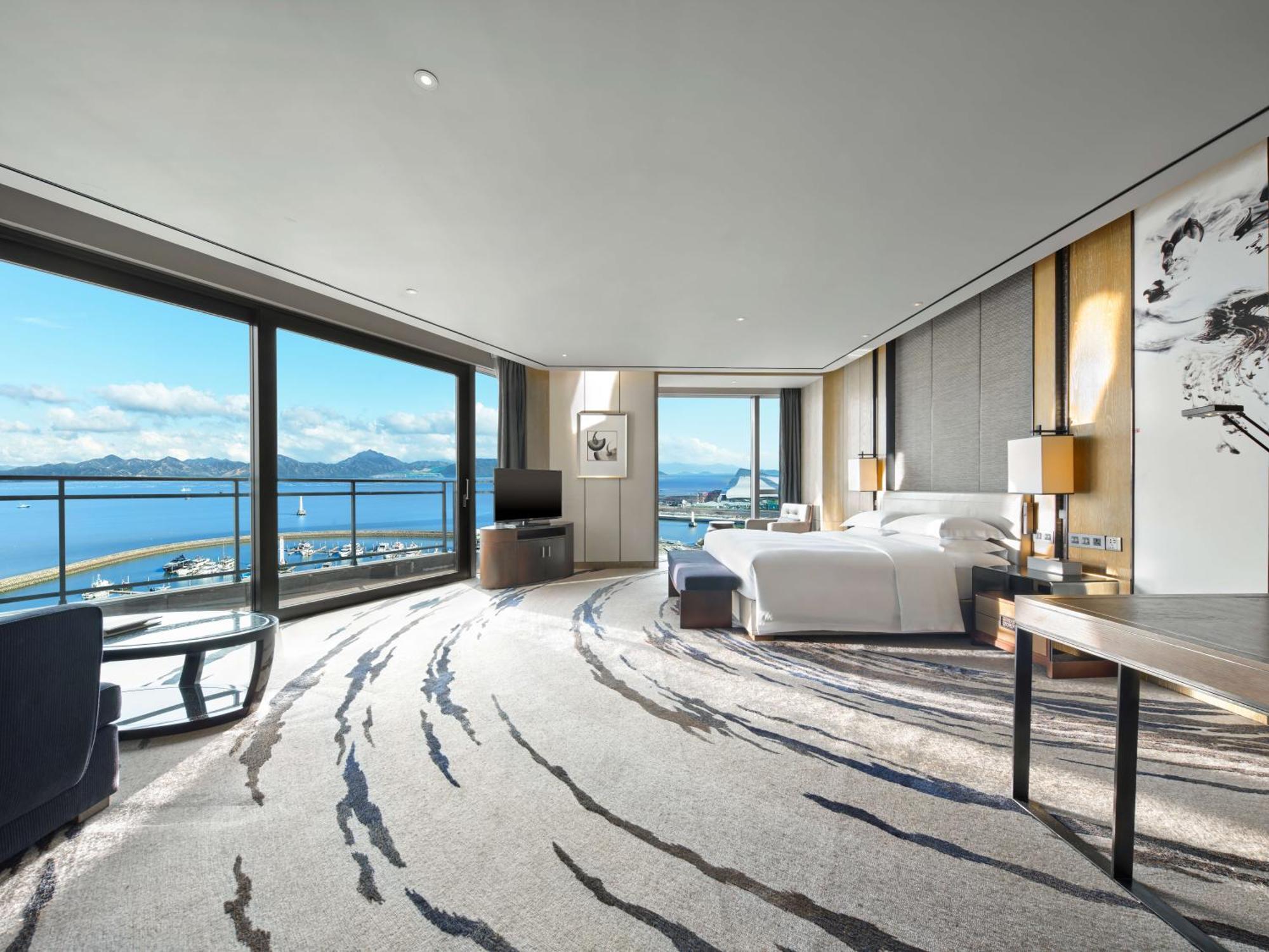 Habitación Executive con balcón de esquina - Cama extragrande - Ala WangHai