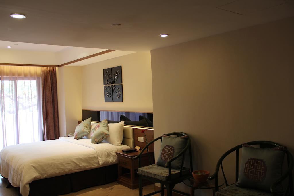 Double Room Traditional Chinese Decoration,72364169:JPEG